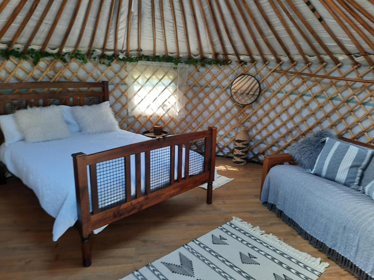 Cranfield Retreat & Glamping & Hobbit House Hotel Long Melford Exterior photo